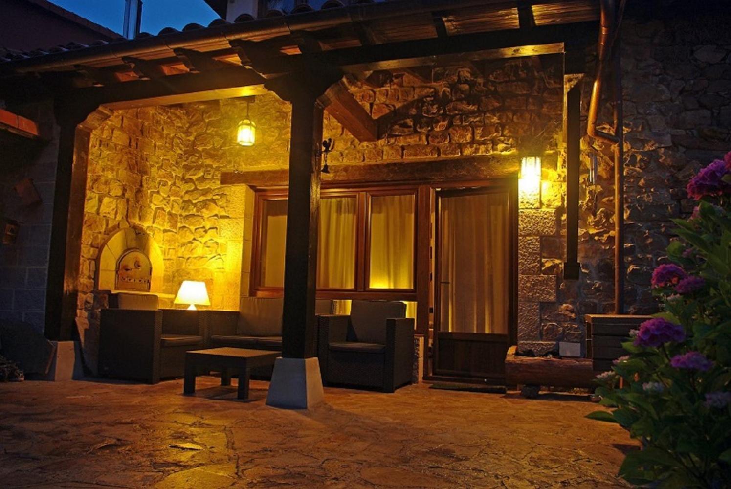 Villasuso de Cieza El Rincon Del Besayaゲストハウス エクステリア 写真